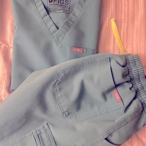 FIGS SCRUBS